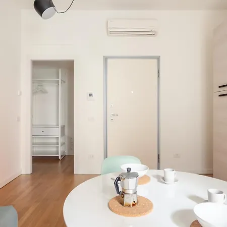 Apartment Nuovo Corso Buenos Aires- Spontini 12